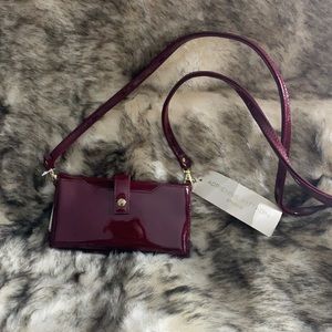 Adrienne Vitadini phone charger wallet